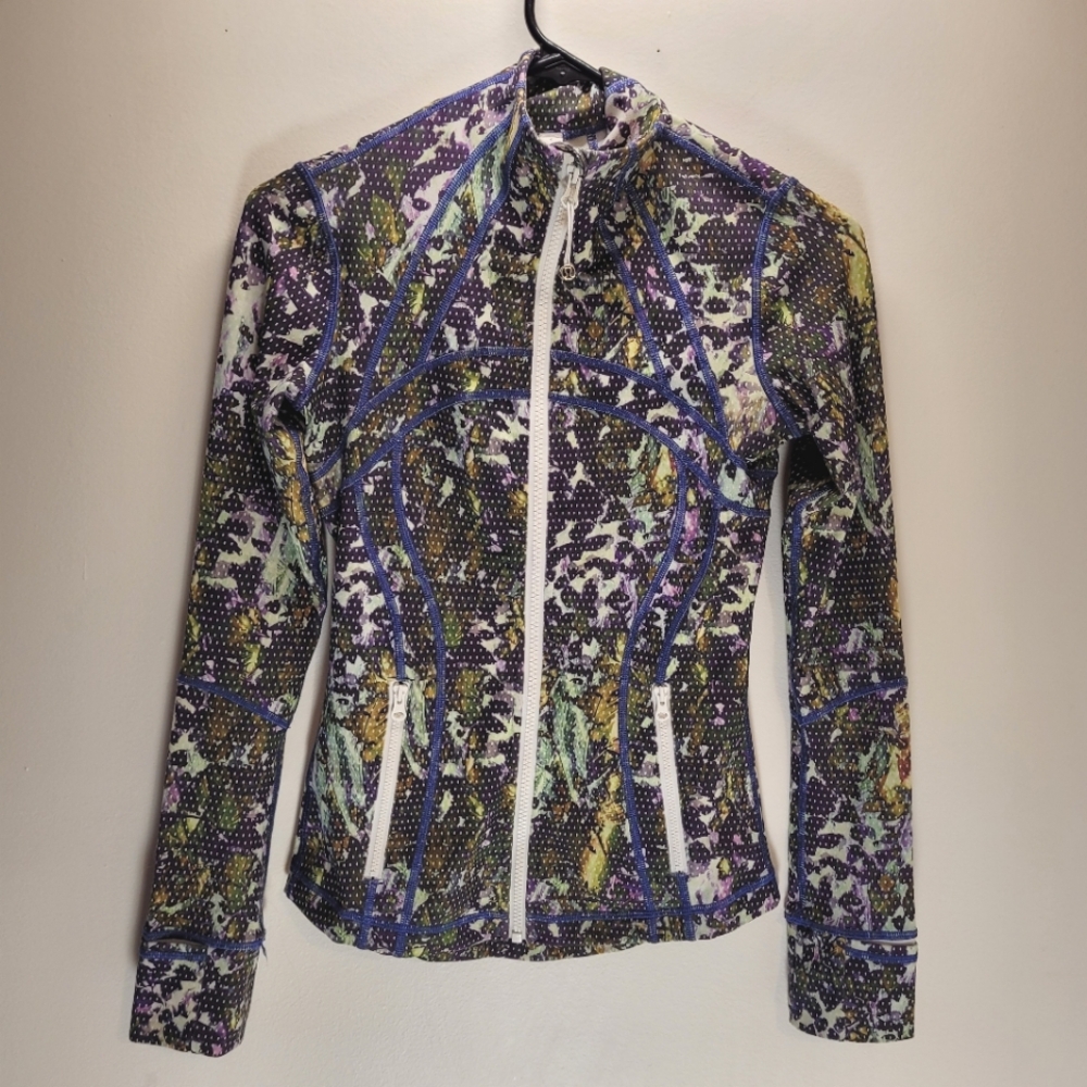 Lululemon Athletica define jacket floral white multi - size 2